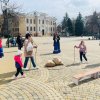 "Весенний тёплый месяц март"