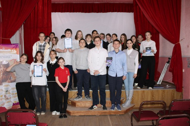 pokoryaem kosmos 1104 01